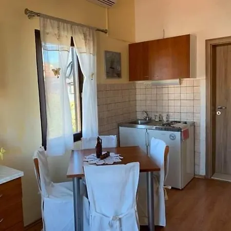 Fresh Dar Orlic 3* Трогир