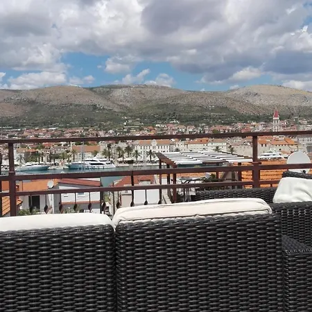 Fresh Dar Orlic Trogir