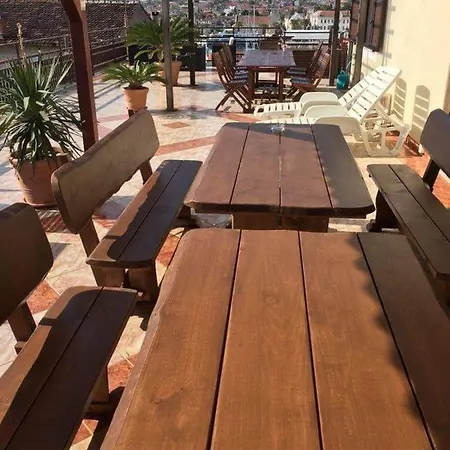 Aparthotel Fresh Dar Orlic 3*